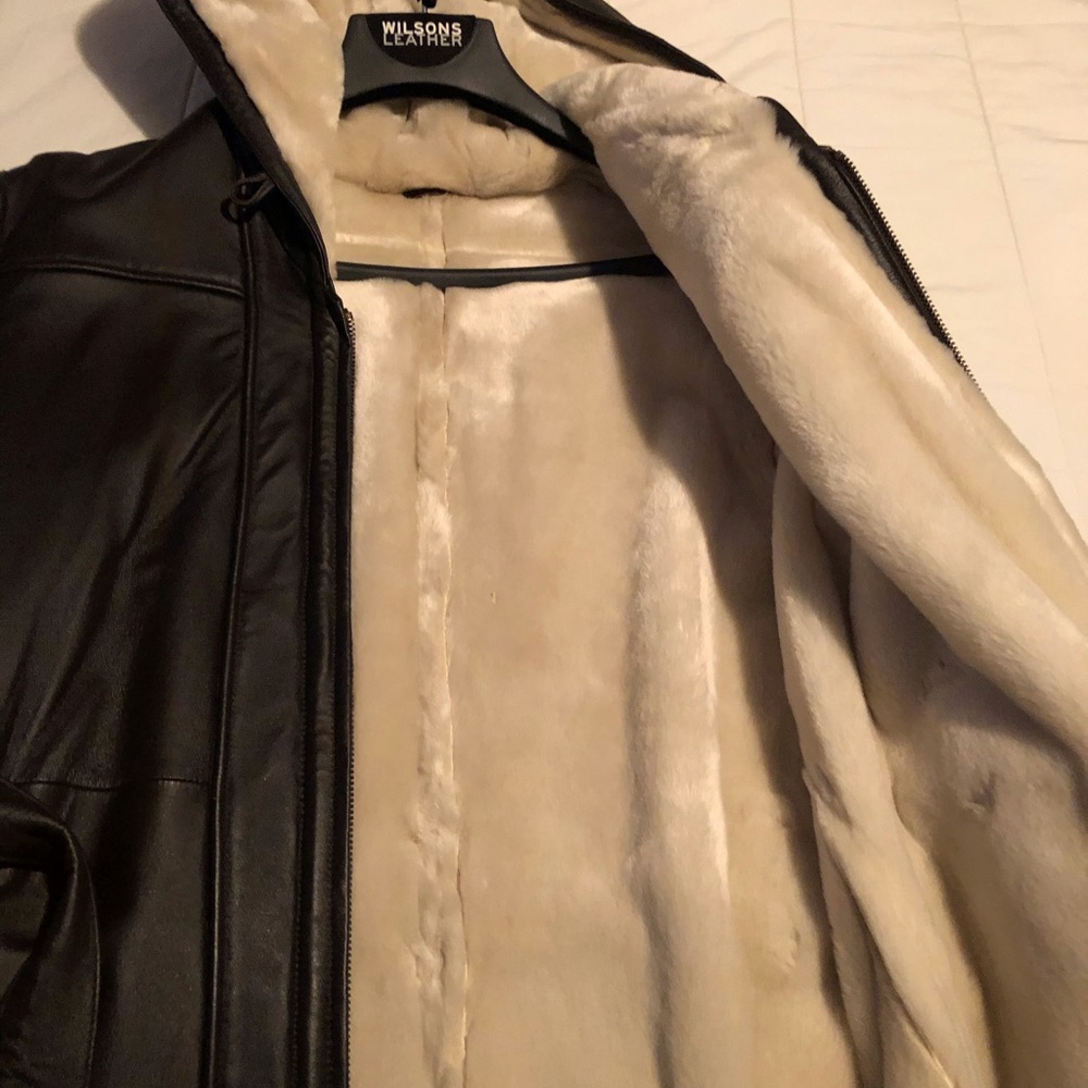 Leather jacket - Picture 3 of 3